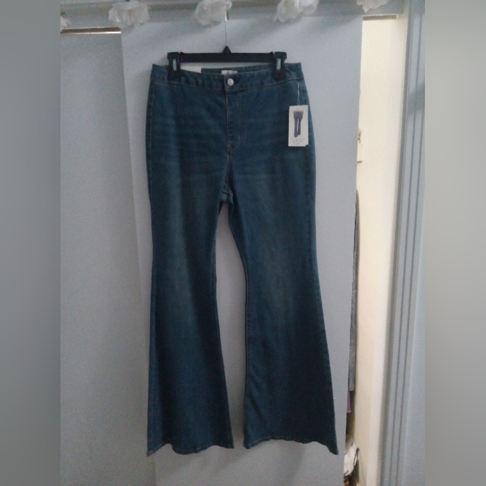 Flare Jeans
